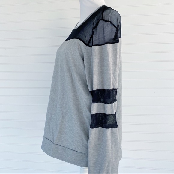 Mesh pullover oversized sweater Size Medium - Picture 3 of 9